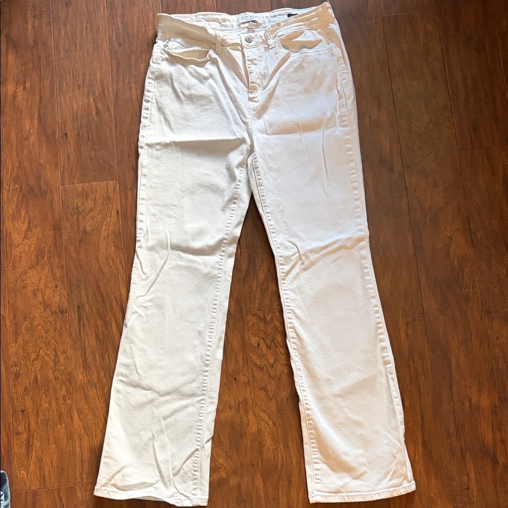 JUDY BLUE white denim